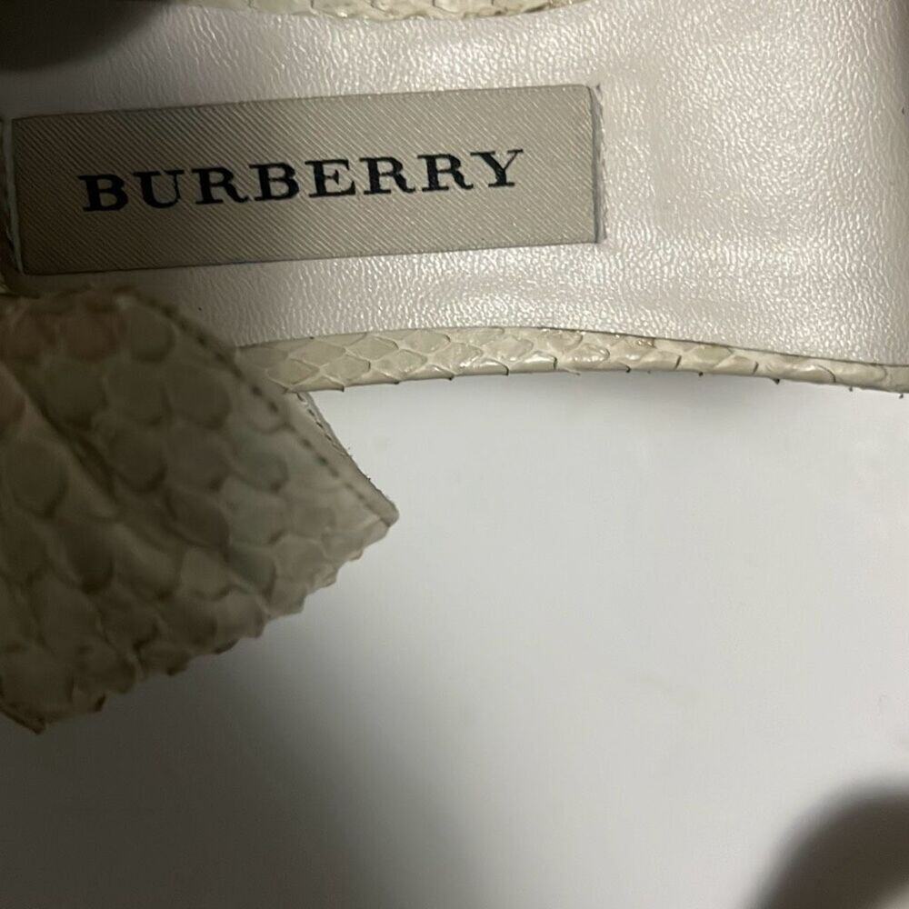 Burberry Womens Beige Tan Leather‎ Snake Embossed Wedge Sandals Size 35 - Picture 10 of 10
